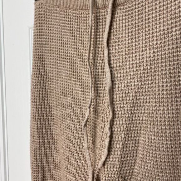 Tan Knit Sweater and Pants Set - Picture 9 of 13